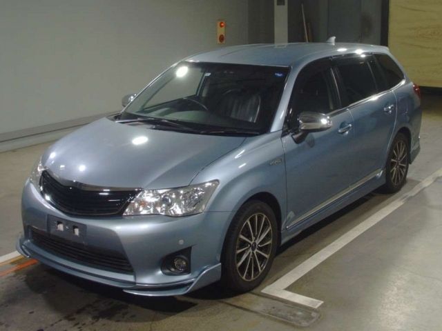 6907 Toyota Corolla fielder NKE165G 2014 г. (TAA Hiroshima)